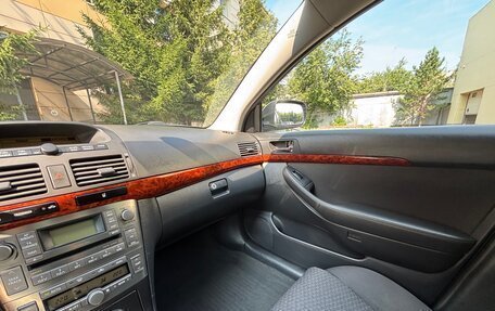 Toyota Avensis III рестайлинг, 2006 год, 670 000 рублей, 12 фотография