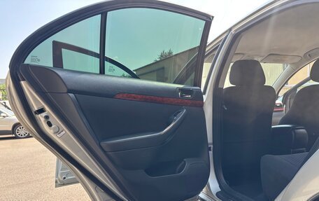 Toyota Avensis III рестайлинг, 2006 год, 670 000 рублей, 16 фотография