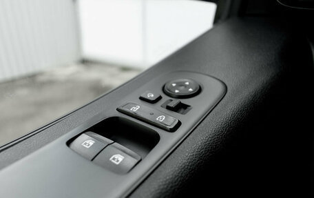 Hyundai Staria, 2022 год, 4 060 000 рублей, 8 фотография