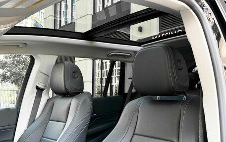 Mercedes-Benz GLS, 2026 год, 15 990 000 рублей, 17 фотография
