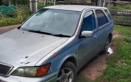 Toyota Vista, 1988 год, 150 000 рублей, 2 фотография