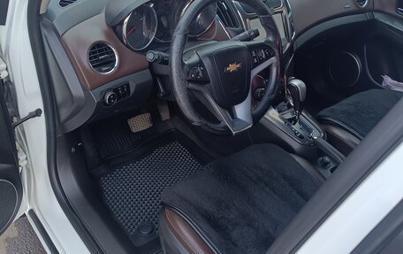 Chevrolet Cruze II, 2013 год, 950 000 рублей, 14 фотография