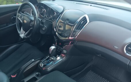 Chevrolet Cruze II, 2013 год, 950 000 рублей, 15 фотография