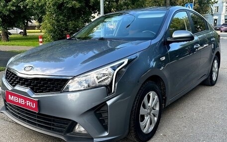 KIA Rio IV, 2021 год, 1 450 000 рублей, 1 фотография