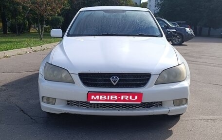 Toyota Altezza, 2003 год, 990 000 рублей, 1 фотография