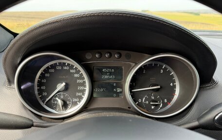Mercedes-Benz GL-Класс, 2012 год, 2 450 000 рублей, 18 фотография
