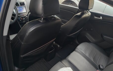 Hyundai Solaris II рестайлинг, 2012 год, 750 000 рублей, 10 фотография