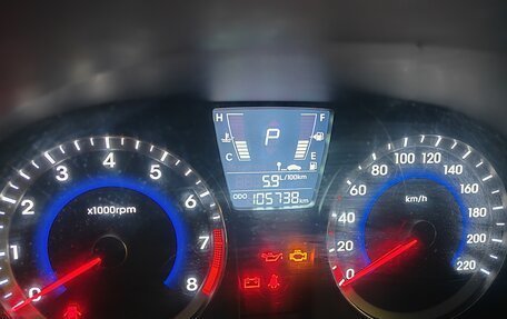 Hyundai Solaris II рестайлинг, 2012 год, 750 000 рублей, 12 фотография