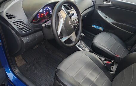 Hyundai Solaris II рестайлинг, 2012 год, 750 000 рублей, 11 фотография