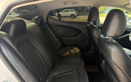 KIA K5 I рестайлинг, 2011 год, 1 150 000 рублей, 24 фотография