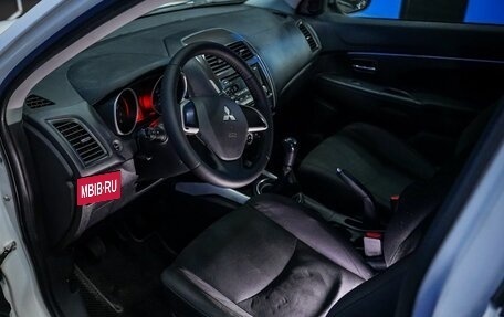 Mitsubishi ASX I рестайлинг, 2013 год, 900 000 рублей, 11 фотография