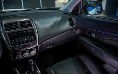 Mitsubishi ASX I рестайлинг, 2013 год, 900 000 рублей, 25 фотография