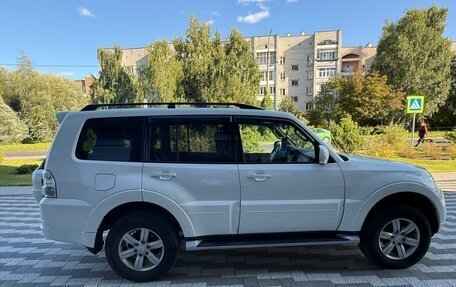 Mitsubishi Pajero IV, 2014 год, 1 949 000 рублей, 7 фотография
