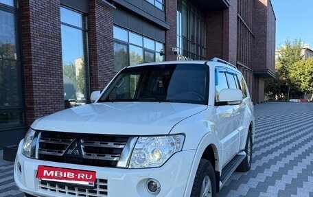 Mitsubishi Pajero IV, 2014 год, 1 949 000 рублей, 4 фотография