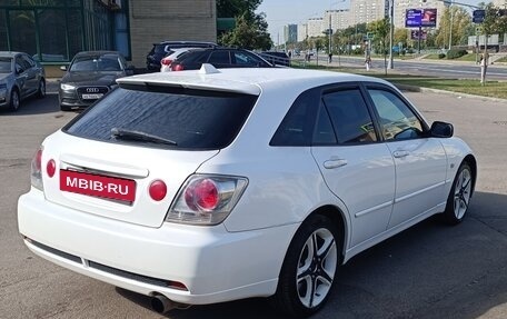 Toyota Altezza, 2003 год, 990 000 рублей, 3 фотография