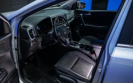 KIA Sportage IV рестайлинг, 2018 год, 1 800 000 рублей, 11 фотография
