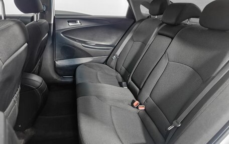 Hyundai Sonata VI, 2011 год, 779 000 рублей, 12 фотография