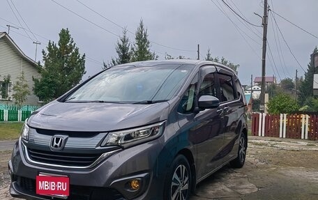 Honda Freed II, 2017 год, 1 370 000 рублей, 1 фотография