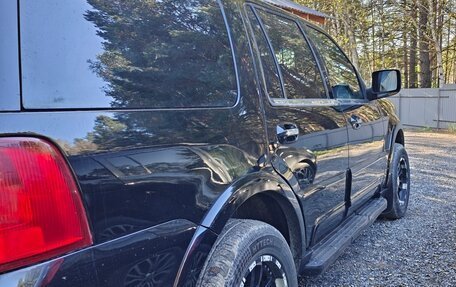 Lincoln Navigator, 2003 год, 2 300 000 рублей, 32 фотография