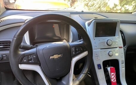 Chevrolet Volt I, 2013 год, 1 099 999 рублей, 9 фотография