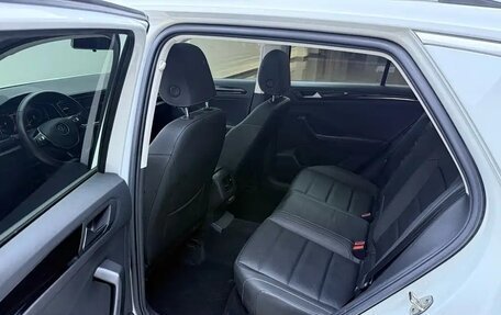 Volkswagen T-Roc I, 2022 год, 1 600 000 рублей, 9 фотография