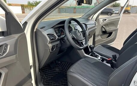 Volkswagen T-Cross I, 2022 год, 1 300 000 рублей, 10 фотография