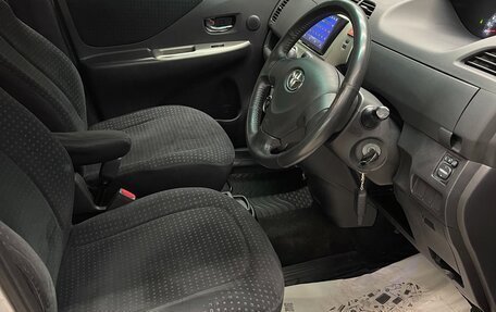 Toyota Ractis I, 2010 год, 690 000 рублей, 17 фотография