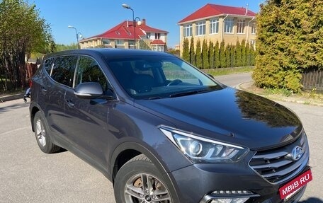 Hyundai Santa Fe III рестайлинг, 2015 год, 1 580 000 рублей, 3 фотография