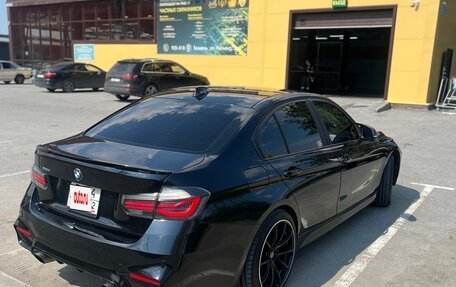 BMW 3 серия, 2018 год, 2 200 000 рублей, 3 фотография