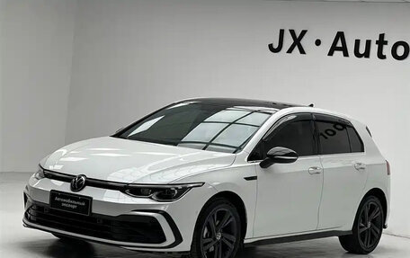 Volkswagen Golf VIII, 2023 год, 2 301 634 рублей, 1 фотография