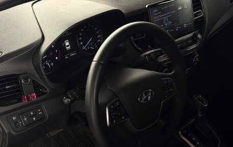 Hyundai Solaris II рестайлинг, 2022 год, 1 580 000 рублей, 7 фотография
