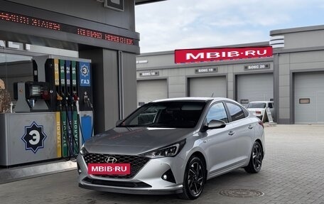 Hyundai Solaris II рестайлинг, 2022 год, 1 580 000 рублей, 4 фотография