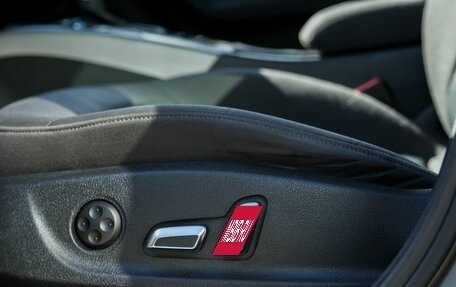 Audi A4, 2012 год, 1 300 000 рублей, 24 фотография