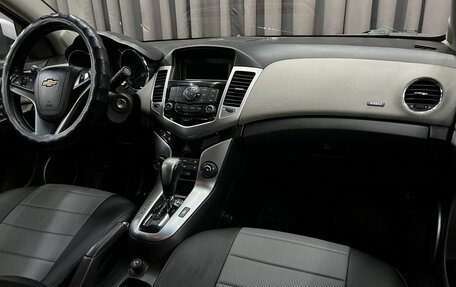 Chevrolet Cruze II, 2011 год, 869 888 рублей, 9 фотография