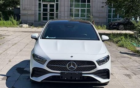 Mercedes-Benz A-Класс, 2023 год, 1 520 000 рублей, 2 фотография