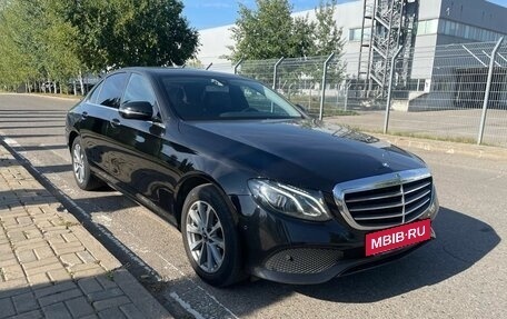 Mercedes-Benz E-Класс, 2019 год, 2 393 000 рублей, 2 фотография