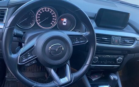 Mazda 6, 2017 год, 1 900 000 рублей, 5 фотография