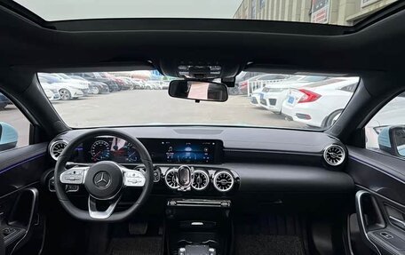 Mercedes-Benz A-Класс, 2022 год, 1 550 000 рублей, 9 фотография
