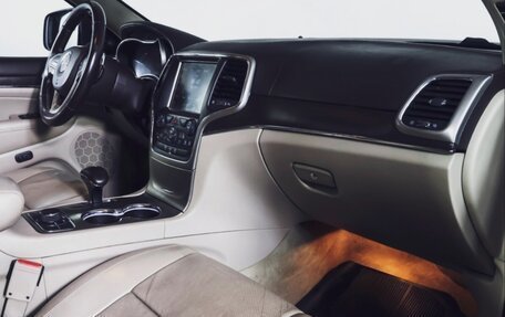 Jeep Grand Cherokee, 2015 год, 3 100 000 рублей, 8 фотография
