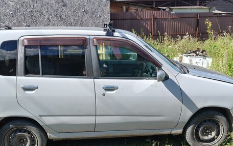 Nissan Cube II, 2001 год, 190 000 рублей, 3 фотография