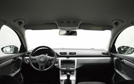 Volkswagen Passat B7, 2013 год, 855 000 рублей, 9 фотография