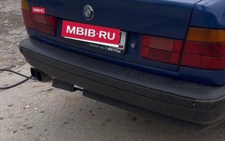 BMW 5 серия, 1988 год, 390 000 рублей, 1 фотография