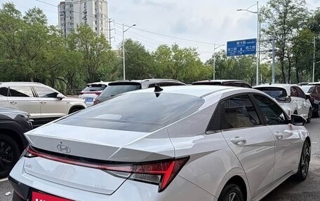 Hyundai Elantra, 2023 год, 1 290 000 рублей, 4 фотография