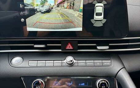 Hyundai Elantra, 2023 год, 1 290 000 рублей, 14 фотография