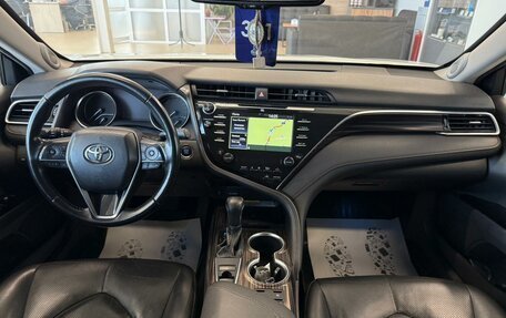 Toyota Camry, 2018 год, 2 629 000 рублей, 16 фотография