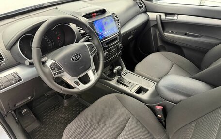 KIA Sorento II рестайлинг, 2014 год, 1 899 000 рублей, 12 фотография