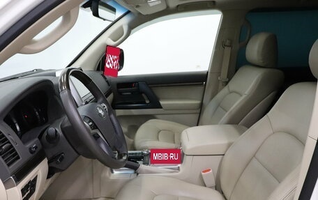 Toyota Land Cruiser 200, 2021 год, 7 990 000 рублей, 12 фотография
