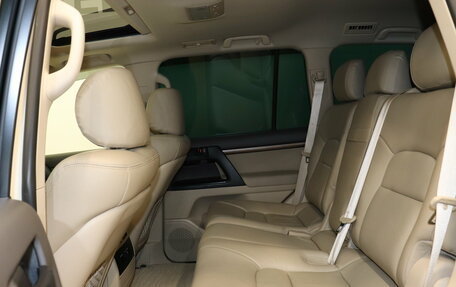 Toyota Land Cruiser 200, 2021 год, 7 990 000 рублей, 16 фотография