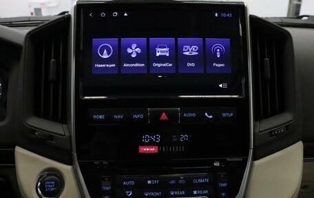 Toyota Land Cruiser 200, 2021 год, 7 990 000 рублей, 28 фотография