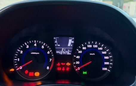 Hyundai Solaris II рестайлинг, 2013 год, 535 000 рублей, 11 фотография
